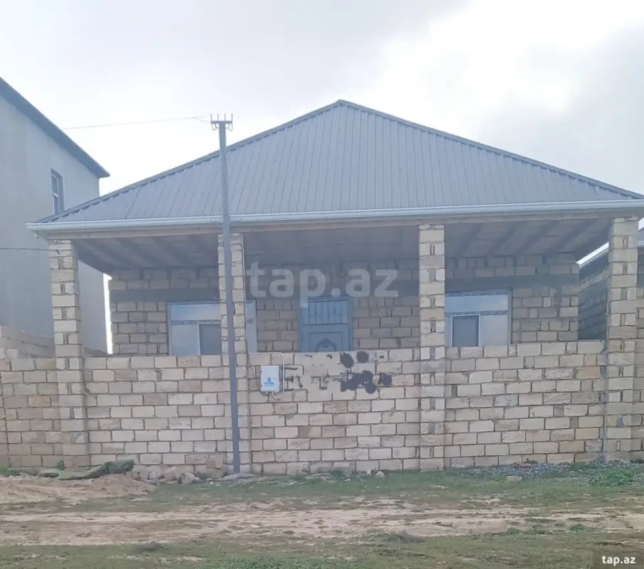 Satılır 3 otaqlı həyət evi 100 m²