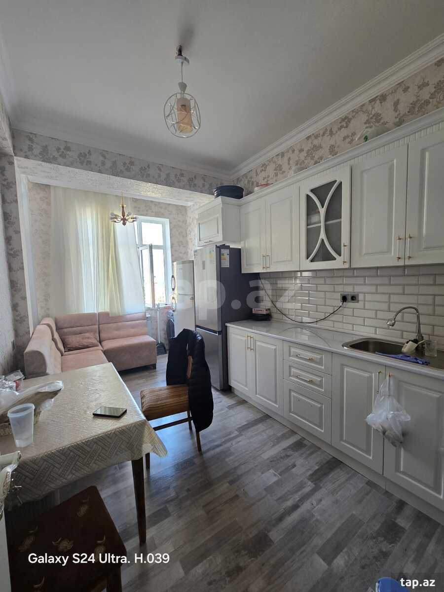 Satılır 3 otaqlı yeni tikili 95 m²