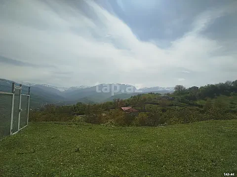 Satılır torpaq sahəsi — Quba