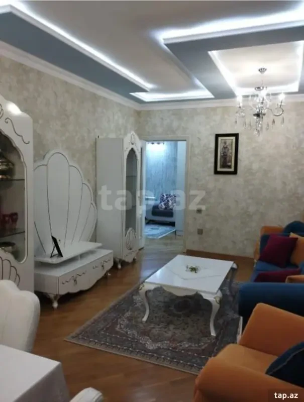 Satılır 3 otaqlı yeni tikili 100 m²
