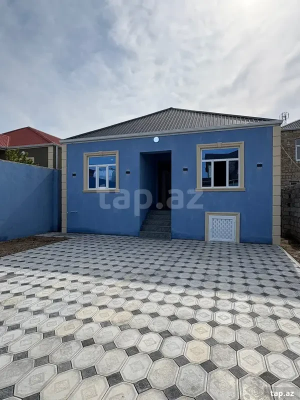 Satılır 3 otaqlı həyət evi 100 m²