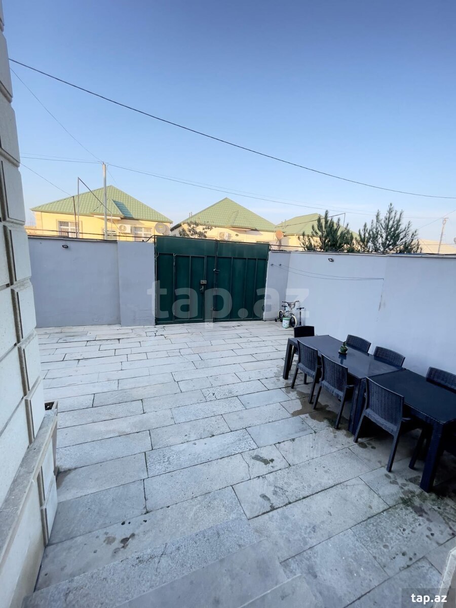 Satılır 6 otaqlı həyət evi 116 m²