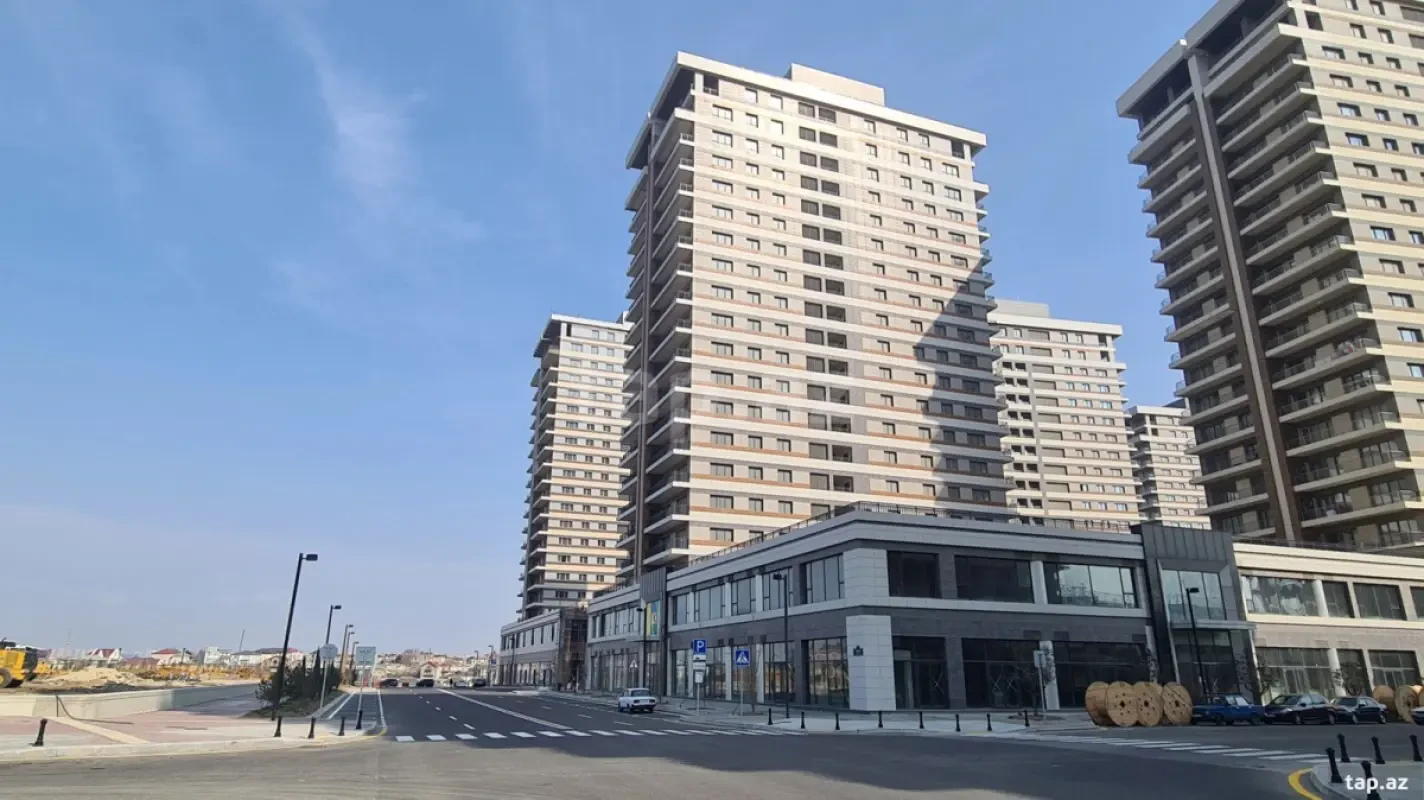 Kirayə verilir 4 otaqlı yeni tikili 170 m²