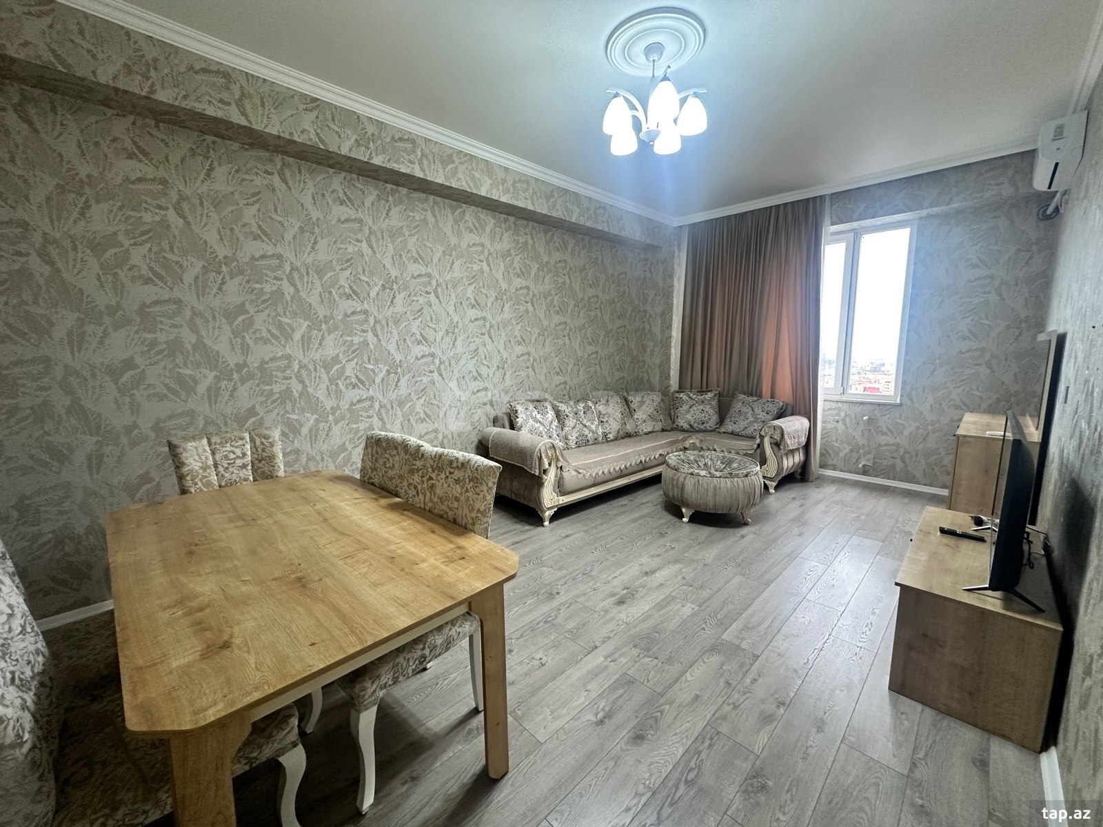 Satılır 3 otaqlı yeni tikili 88 m²