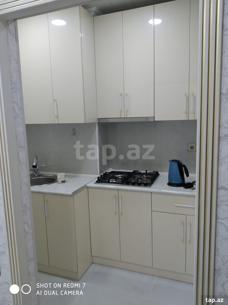 Kirayə verilir 2 otaqlı yeni tikili 54 m²