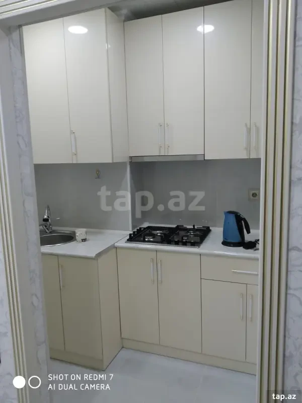 Kirayə verilir 2 otaqlı yeni tikili 54 m²
