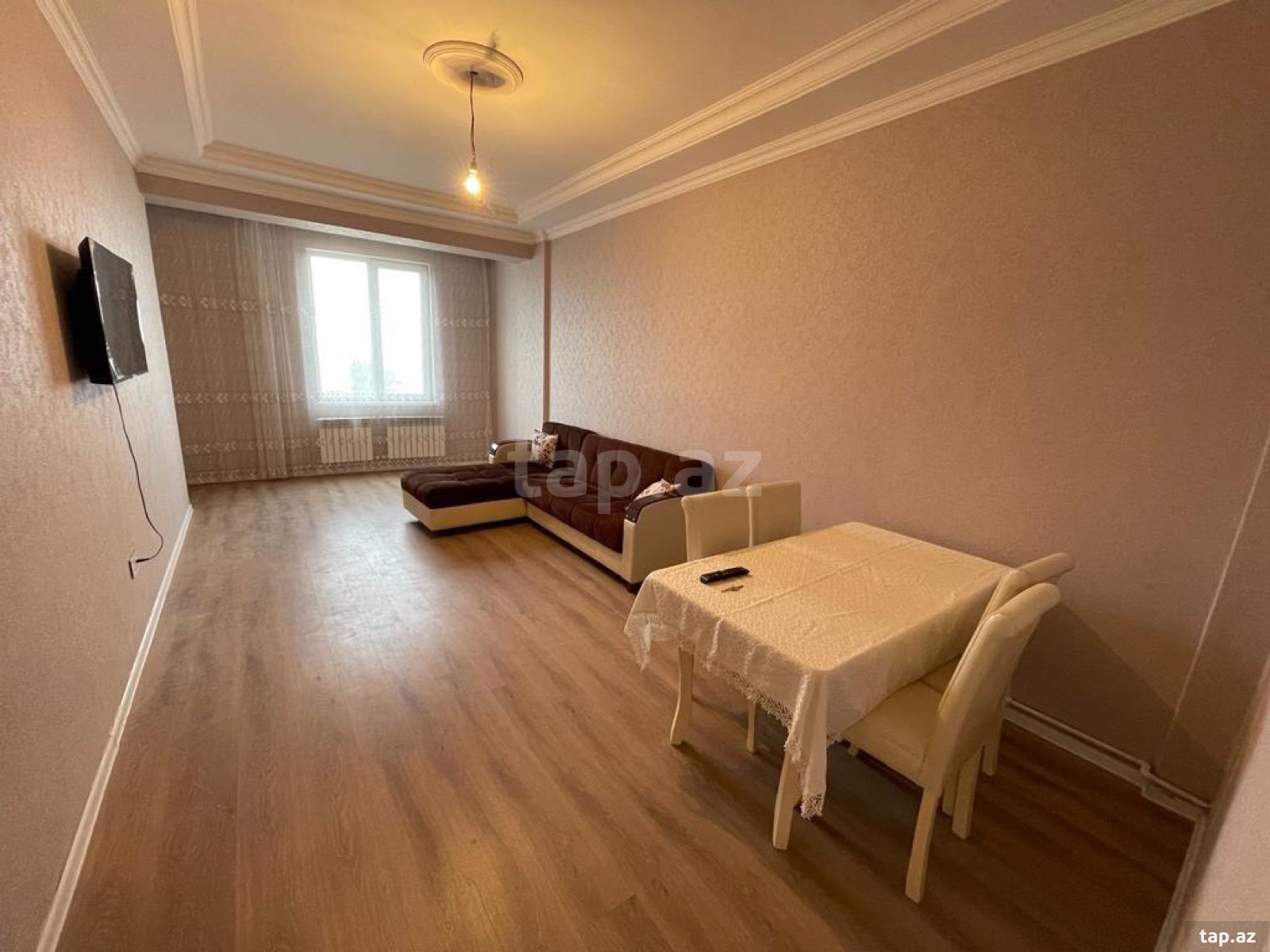 Kirayə verilir 2 otaqlı yeni tikili 70 m²