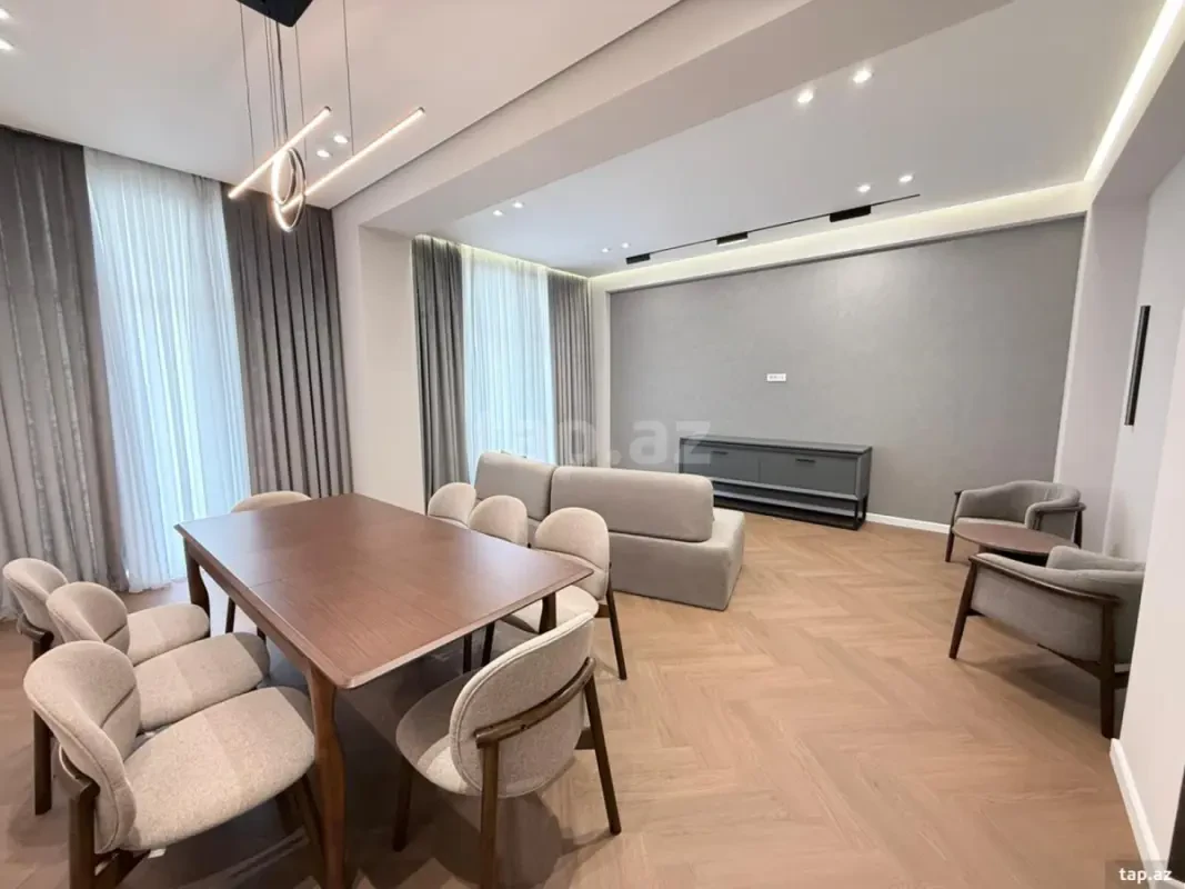 Kirayə verilir 3 otaqlı yeni tikili 127 m²