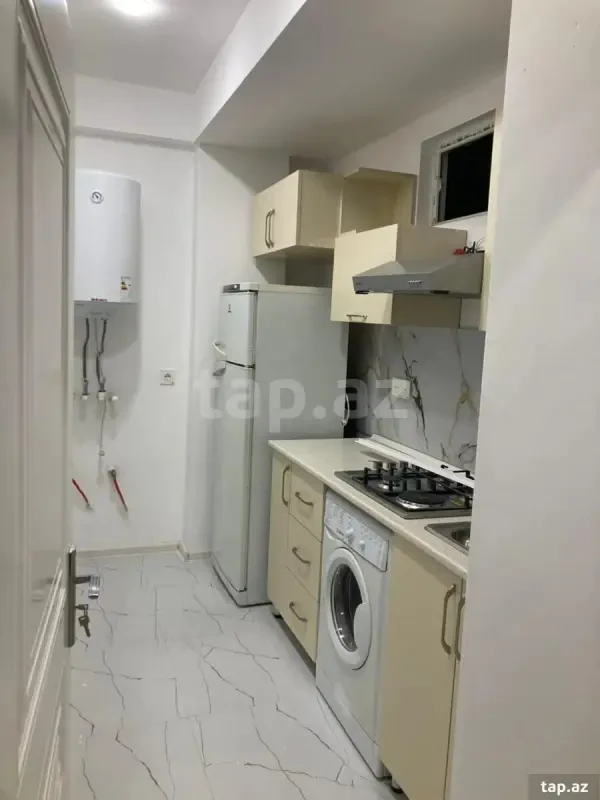 Kirayə verilir 2 otaqlı yeni tikili 40 m²