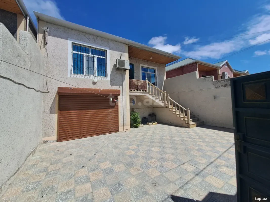Satılır 4 otaqlı həyət evi 185 m²