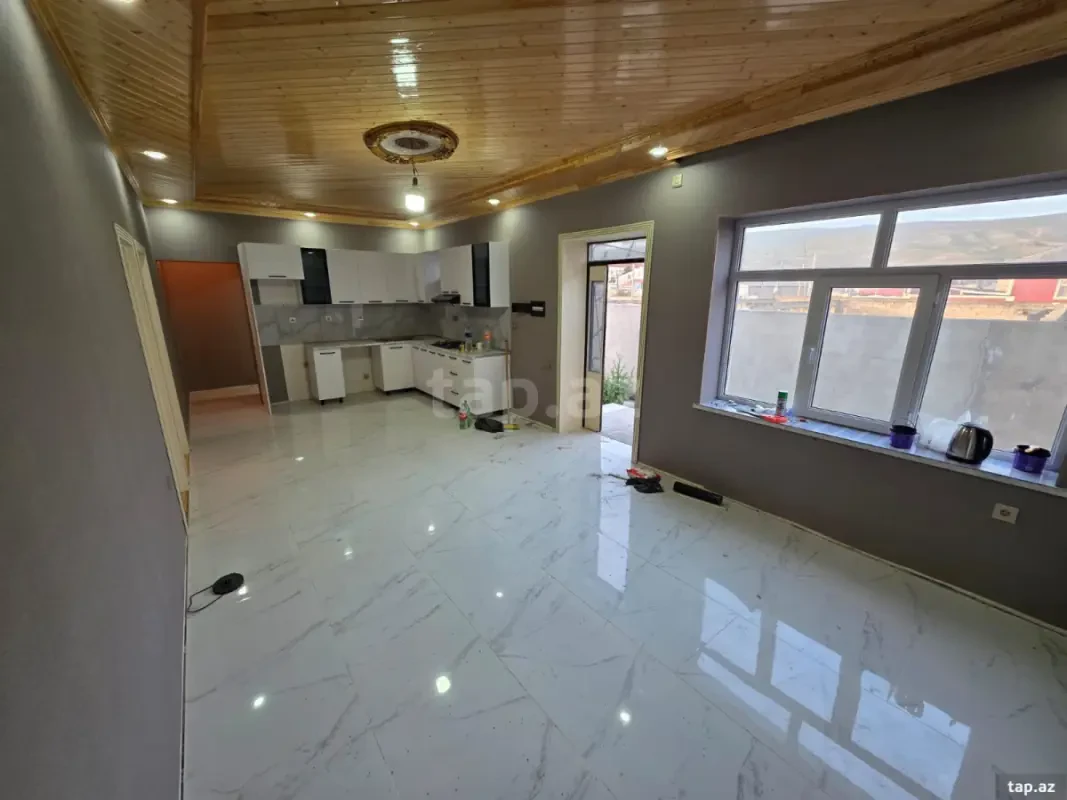 Satılır 4 otaqlı həyət evi 150 m²