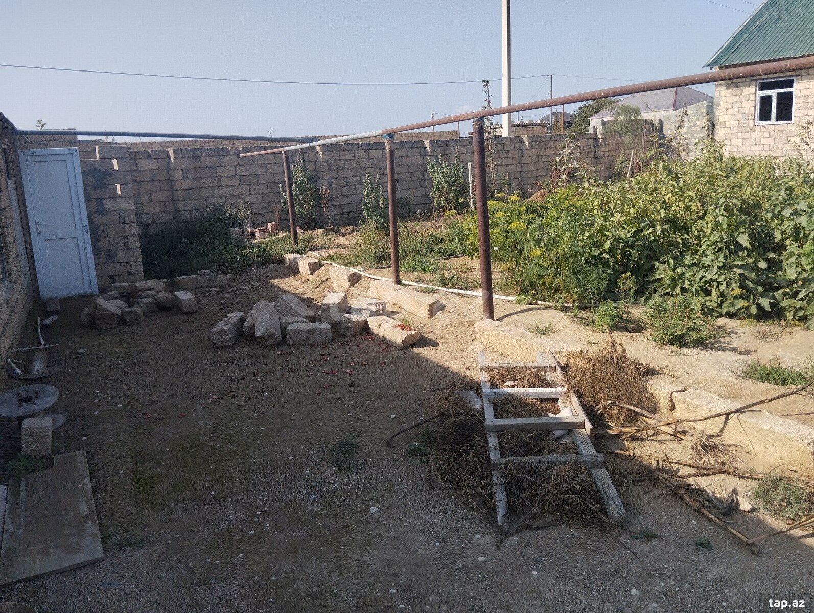 Satılır 2 otaqlı həyət evi 70 m²