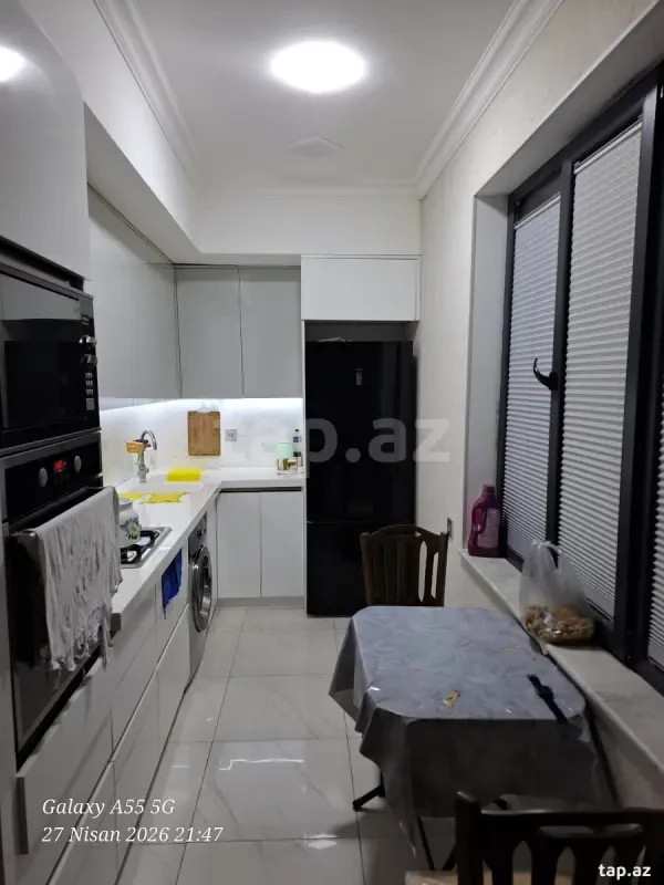 Kirayə verilir 3 otaqlı yeni tikili 90 m²
