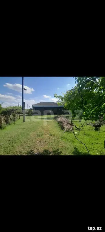 Satılır 5 otaqlı həyət evi 900 m²