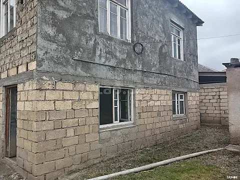 Satılır 4 otaqlı həyət evi 110 m² — Quba 4 otaq 110.00 m²