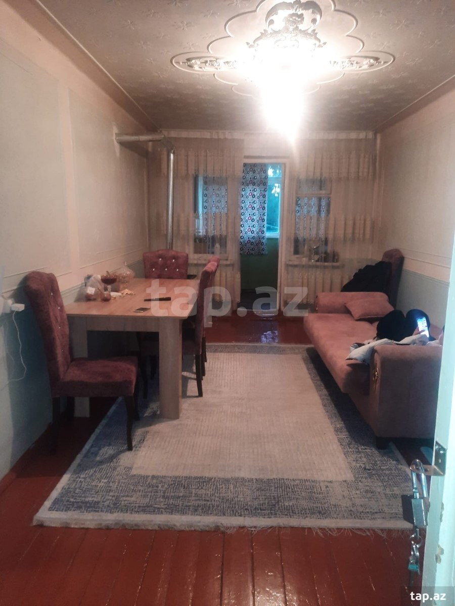 Satılır 2 otaqlı mənzil 47 m²