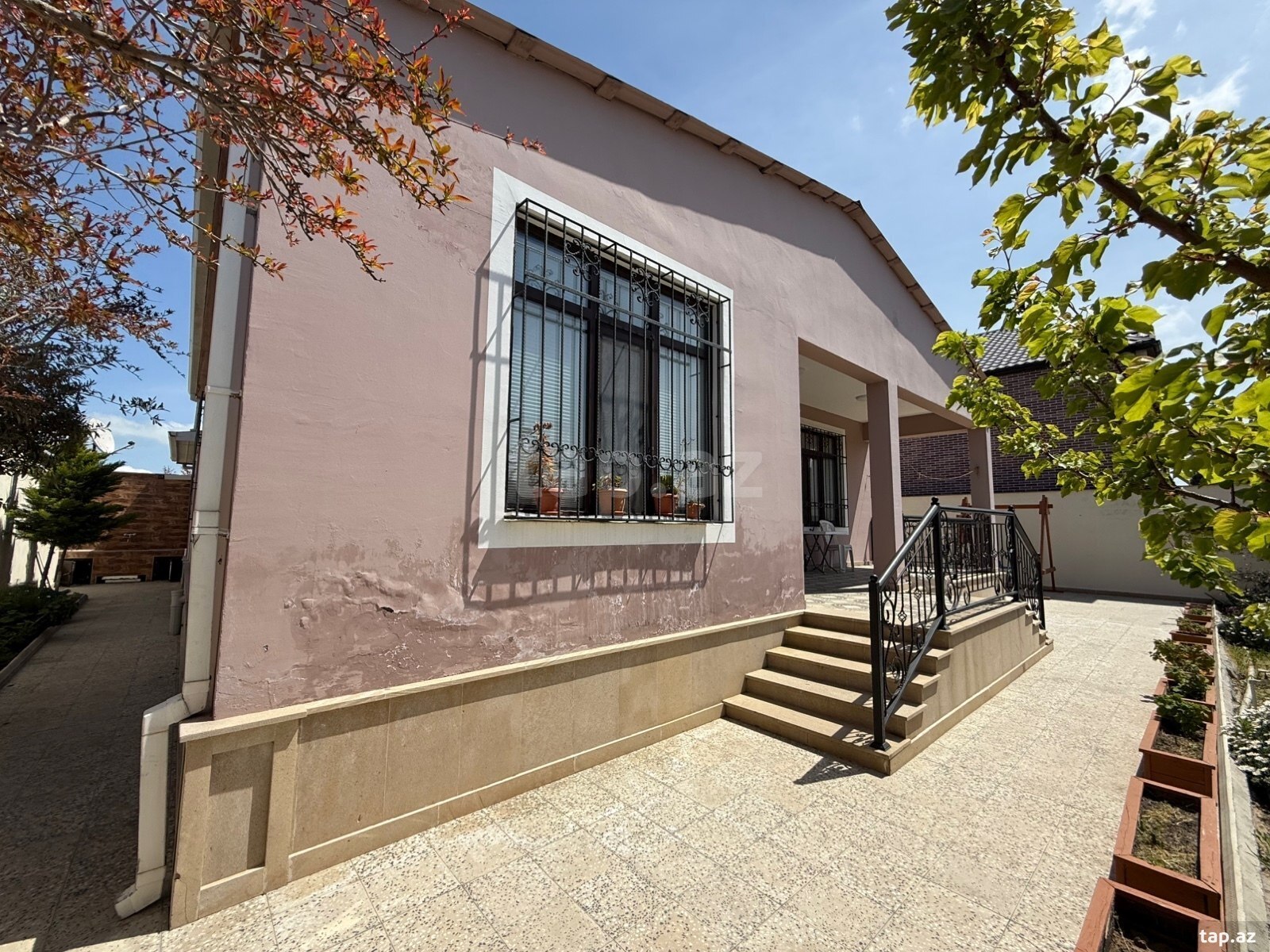 Satılır 2 otaqlı həyət evi 100 m²