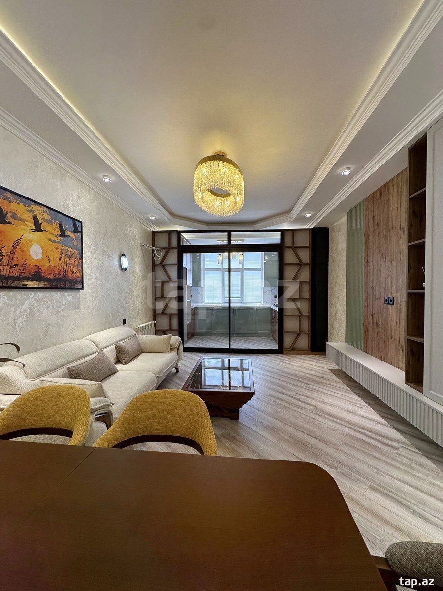 Satılır 3 otaqlı yeni tikili 90 m²