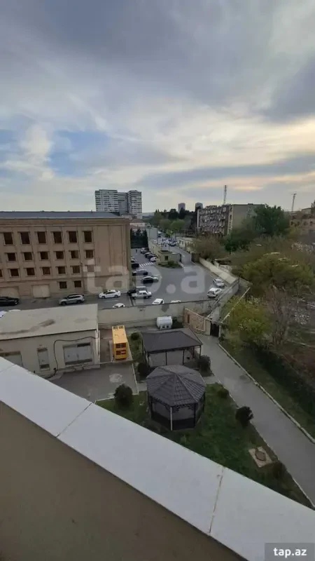 Satılır 3 otaqlı yeni tikili 62 m²