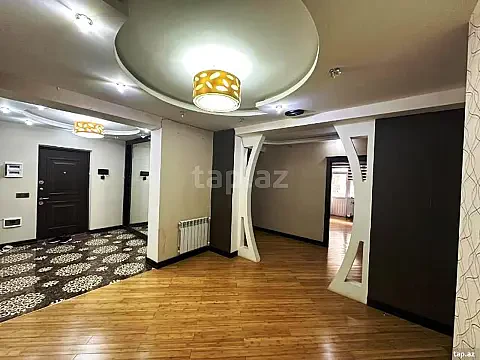 Satılır 3 otaqlı yeni tikili 130 m² — Bakı 3 otaq 130.00 m²