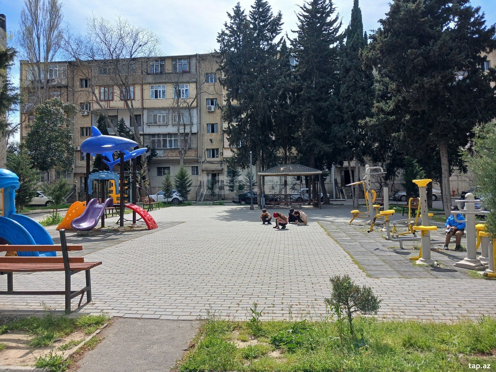 Satılır 3 otaqlı mənzil 90 m²