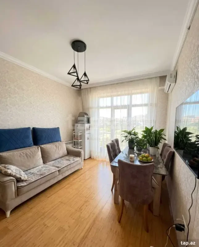 Kirayə verilir 2 otaqlı yeni tikili 60 m²