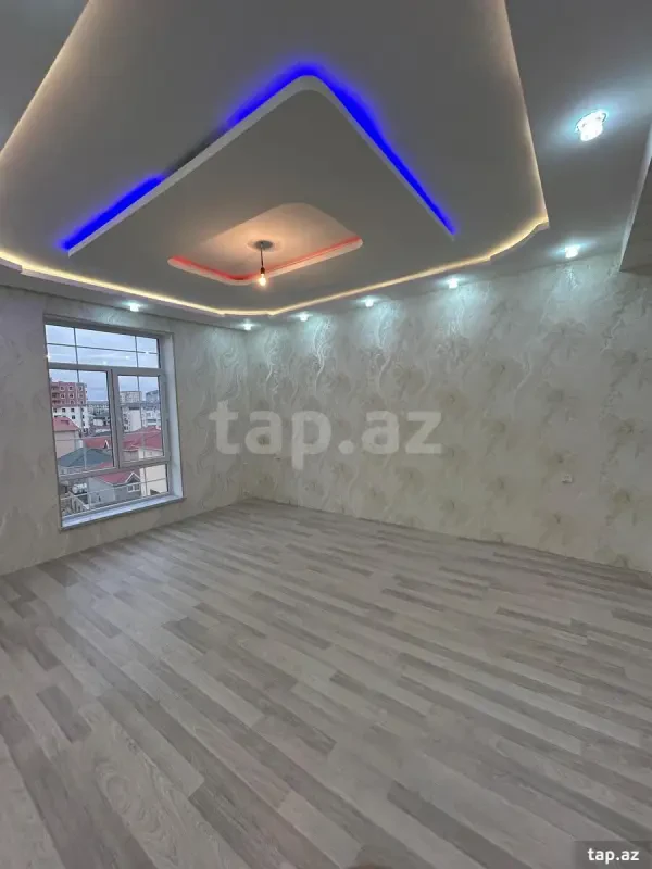 Satılır 2 otaqlı yeni tikili 70 m²