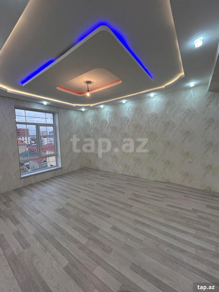 Satılır 2 otaqlı yeni tikili 70 m²