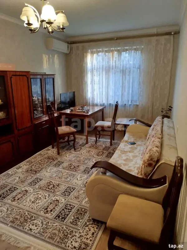 Satılır 2 otaqlı mənzil 60 m²