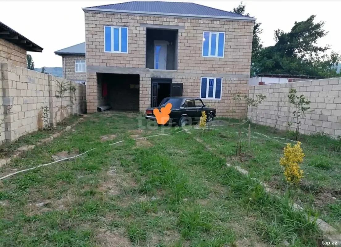 Satılır 5 otaqlı həyət evi 100 m²