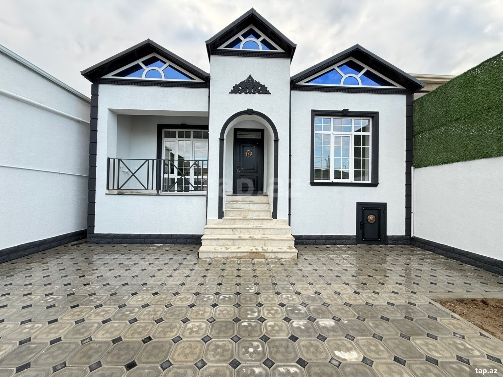 Satılır 4 otaqlı həyət evi 120 m²
