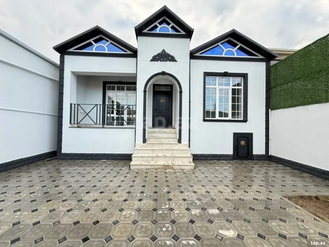 Satılır 4 otaqlı həyət evi 120 m²