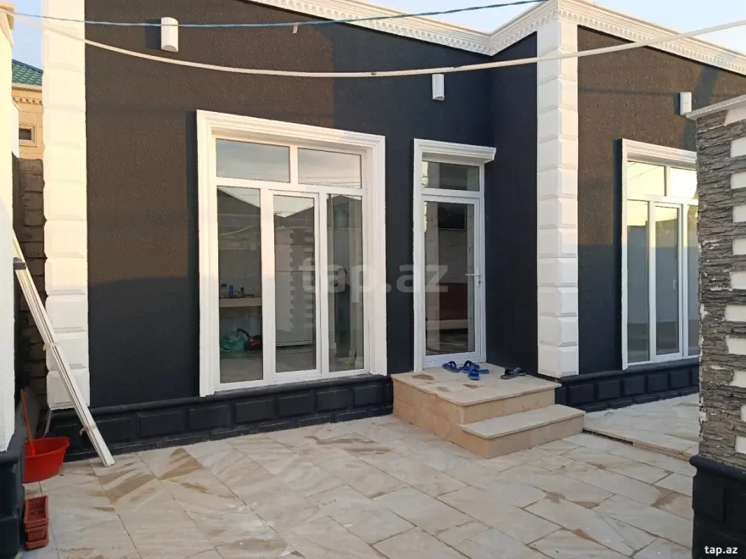 Satılır 4 otaqlı həyət evi 100 m²