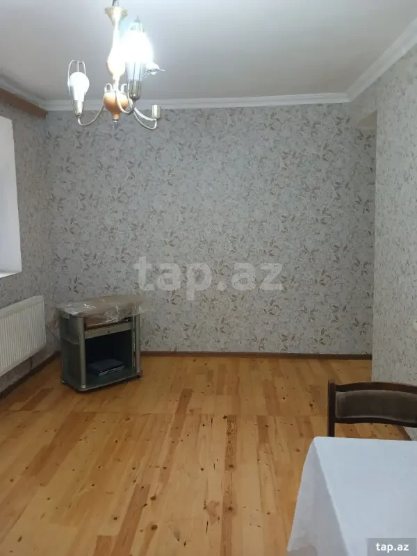 Kirayə verilir 2 otaqlı həyət evi 150 m²