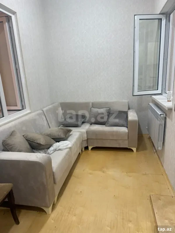 Kirayə verilir 2 otaqlı həyət evi 42 m²