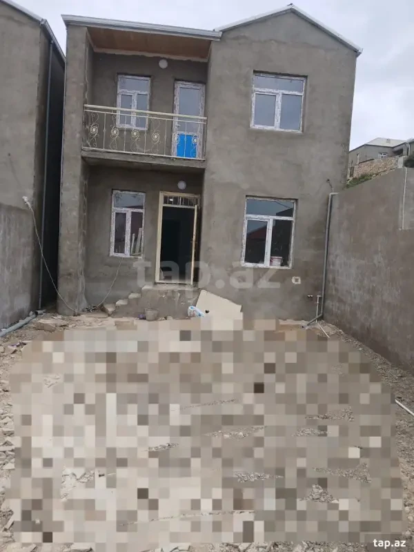 Satılır 5 otaqlı həyət evi 140 m²