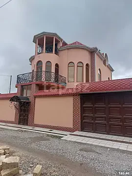Satılır 6 otaqlı həyət evi 189 m² — Quba 6 otaq 189.00 m²