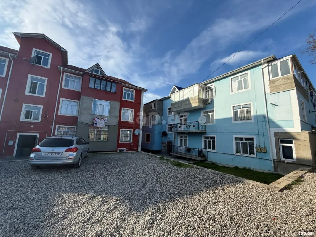 Satılır 2 otaqlı yeni tikili 71 m²