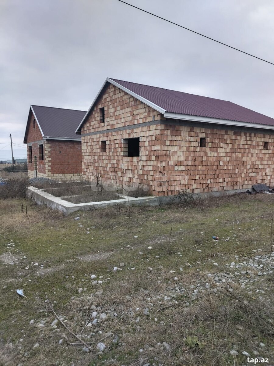 Satılır 3 otaqlı həyət evi 85 m²