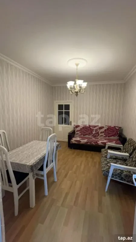 Kirayə verilir 2 otaqlı mənzil 80 m²