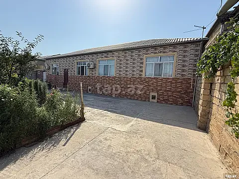 Satılır 4 otaqlı həyət evi 140 m² — Bakı 4 otaq 140.00 m²