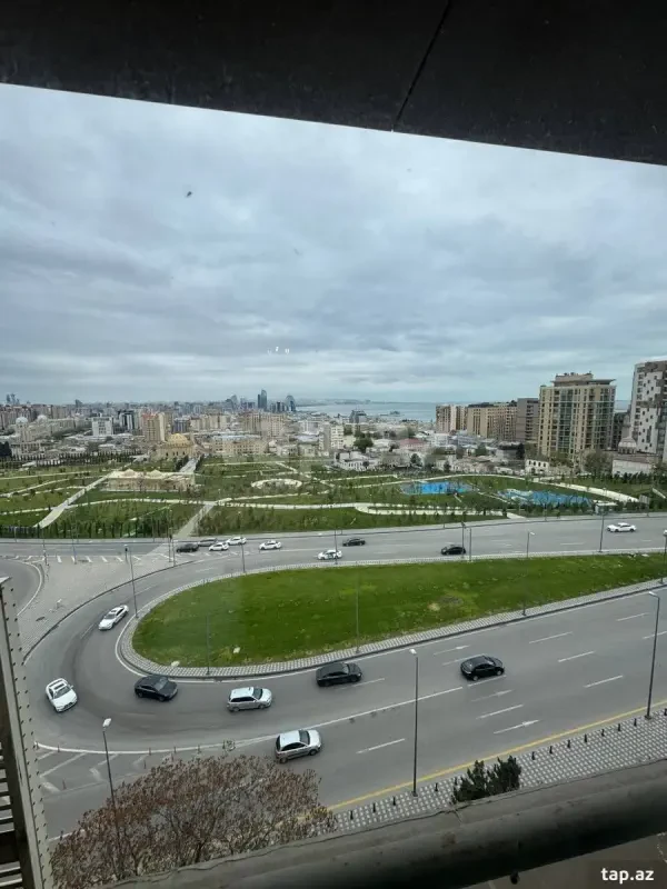 Kirayə verilir 3 otaqlı mənzil 100 m²