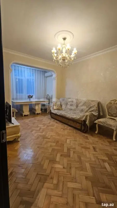 Satılır 2 otaqlı mənzil 60 m²