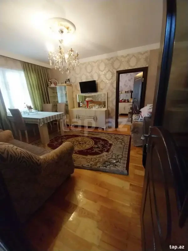 Satılır 4 otaqlı mənzil 85 m²