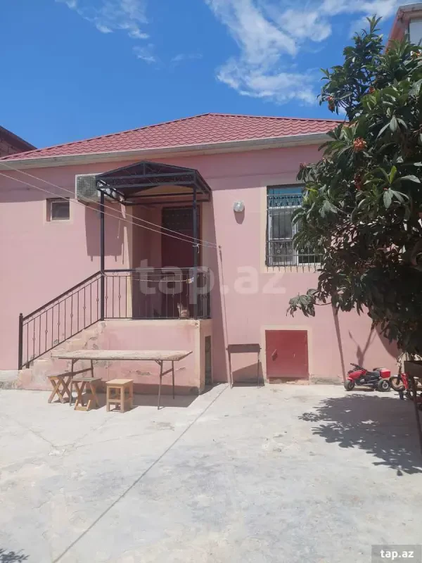 Satılır 3 otaqlı həyət evi 100 m²