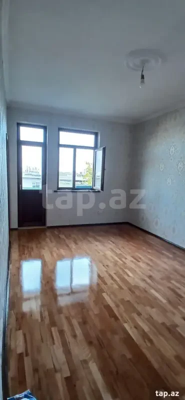 Satılır 2 otaqlı mənzil 60 m²