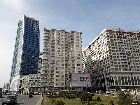 Kirayə verilir 3 otaqlı yeni tikili 120 m² — Bakı 3 otaq 120.00 m²