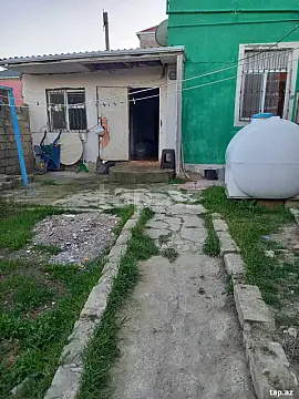 Satılır 3 otaqlı həyət evi 100 m² — Bakı 3 otaq 100.00 m²