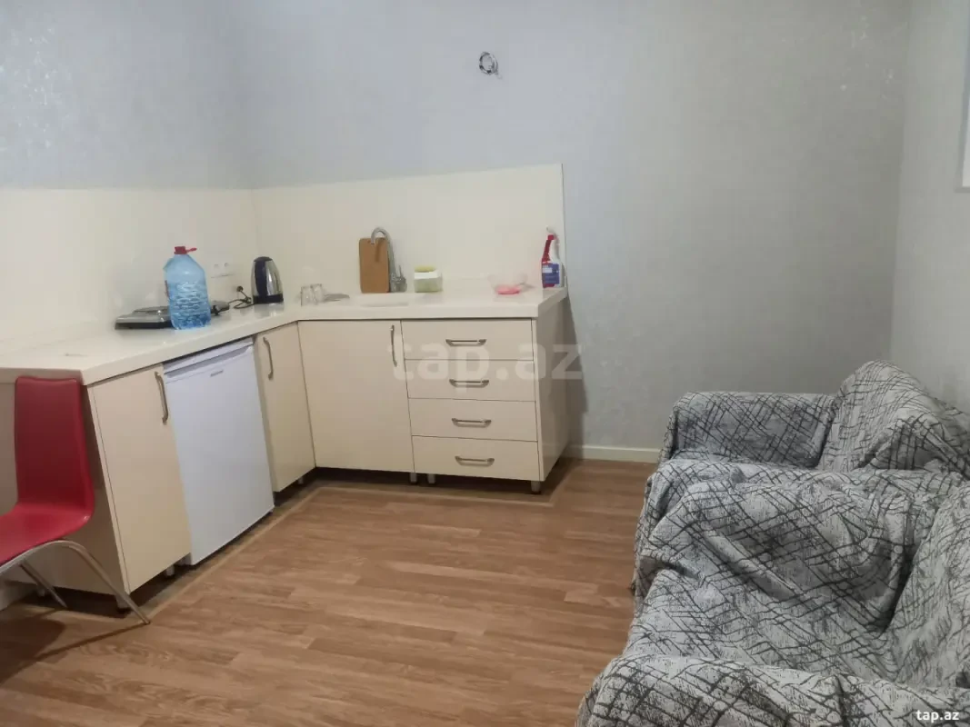 Kirayə verilir 2 otaqlı yeni tikili 30 m²