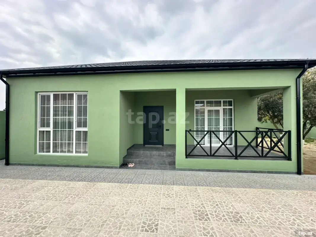 Satılır 3 otaqlı həyət evi 100 m²